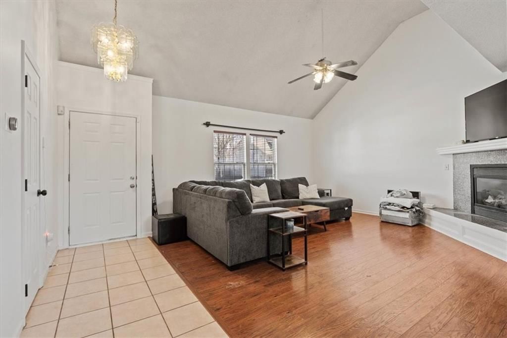 12508 Fountain Lake Drive — photo 2