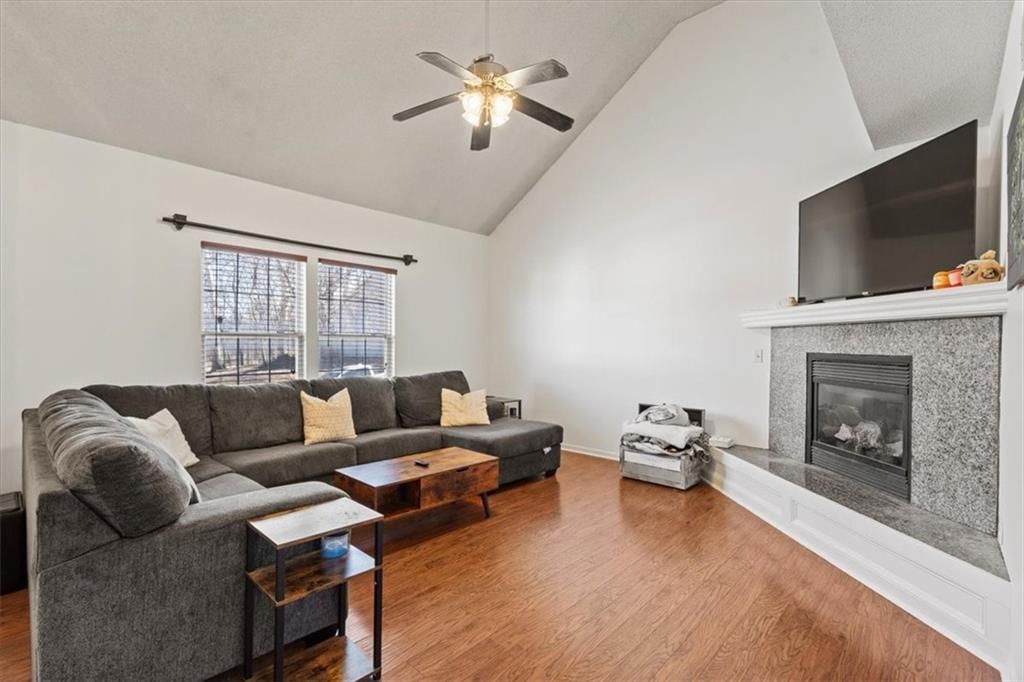 12508 Fountain Lake Drive — photo 3