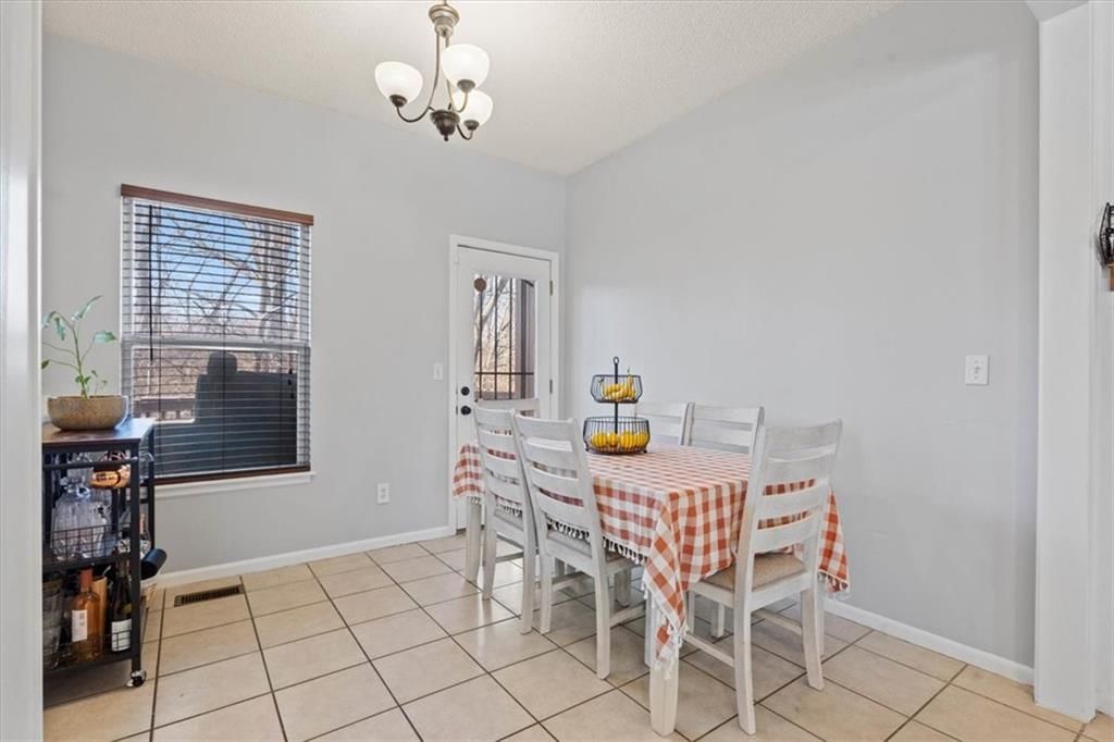 12508 Fountain Lake Drive — photo 6