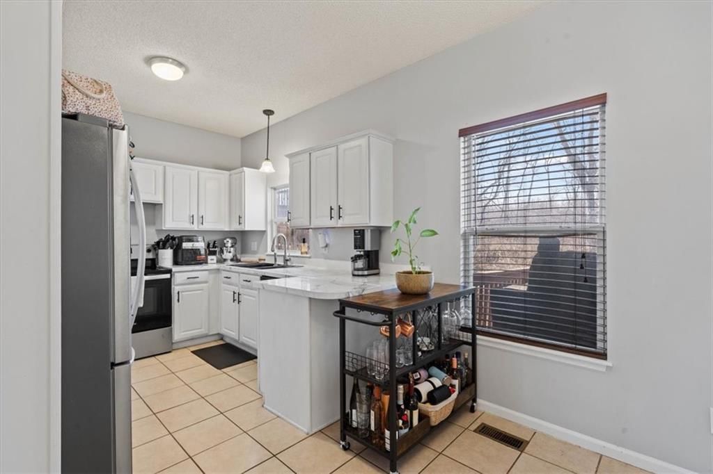 12508 Fountain Lake Drive — photo 7