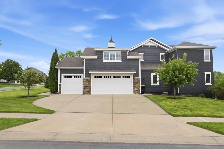 10231 N Kansas Avenue — photo 3
