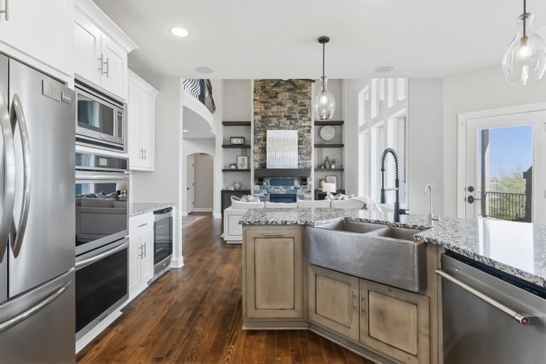 10231 N Kansas Avenue — photo 16
