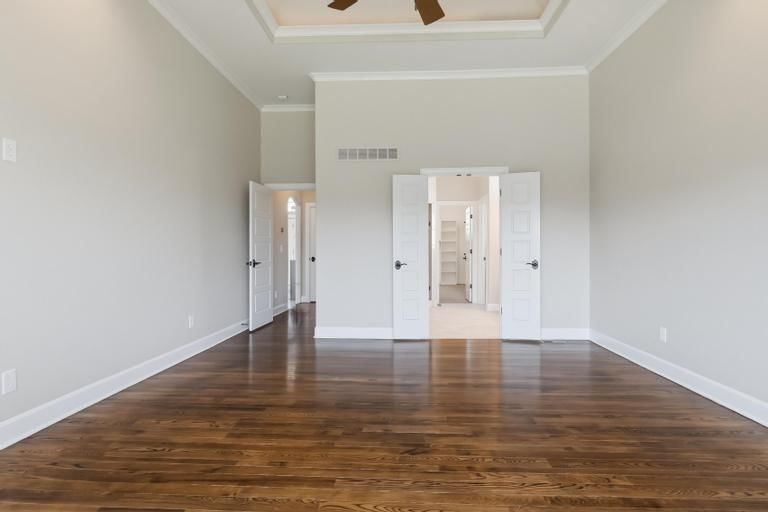 10231 N Kansas Avenue — photo 28