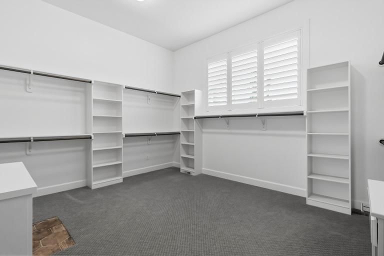 10231 N Kansas Avenue — photo 33