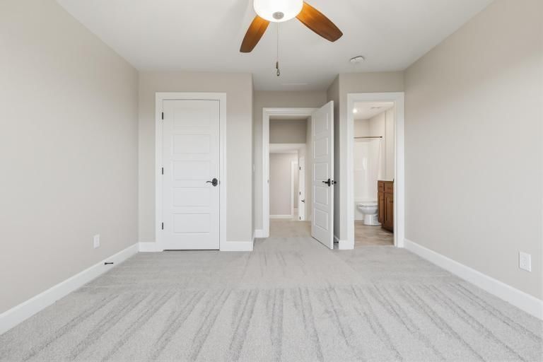 10231 N Kansas Avenue — photo 50