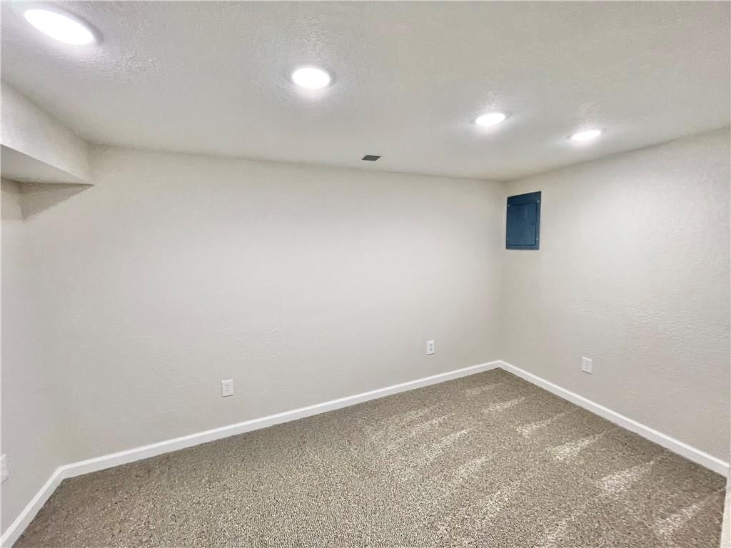 412 10th Street — photo 25