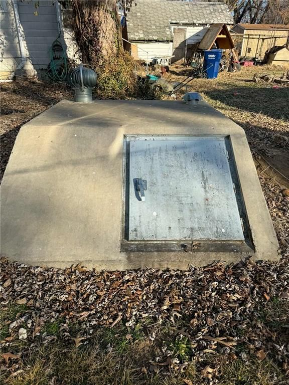 524 W Elm Street — photo 5