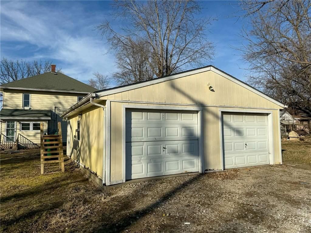 524 W Elm Street — photo 6