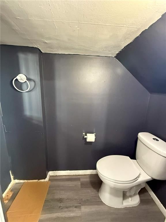524 W Elm Street — photo 8