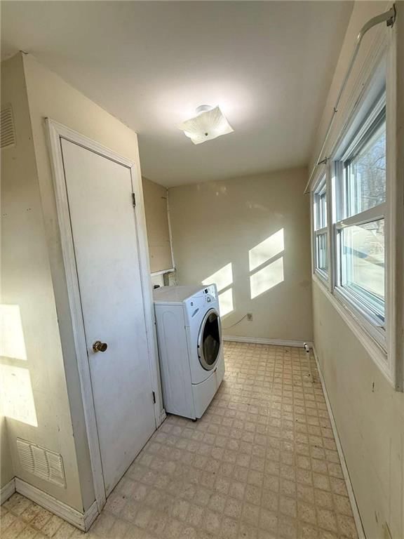 524 W Elm Street — photo 13