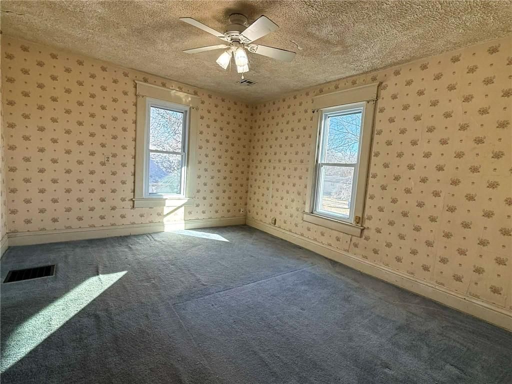 524 W Elm Street — photo 19