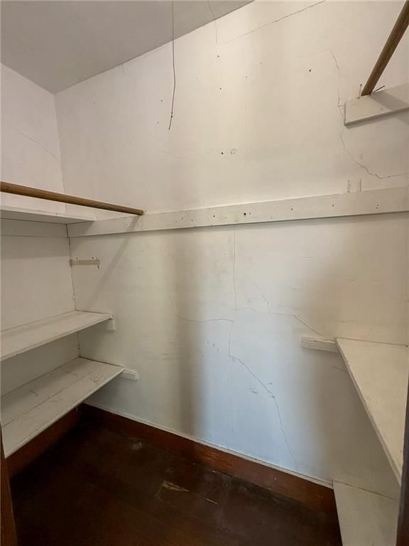 524 W Elm Street — photo 22
