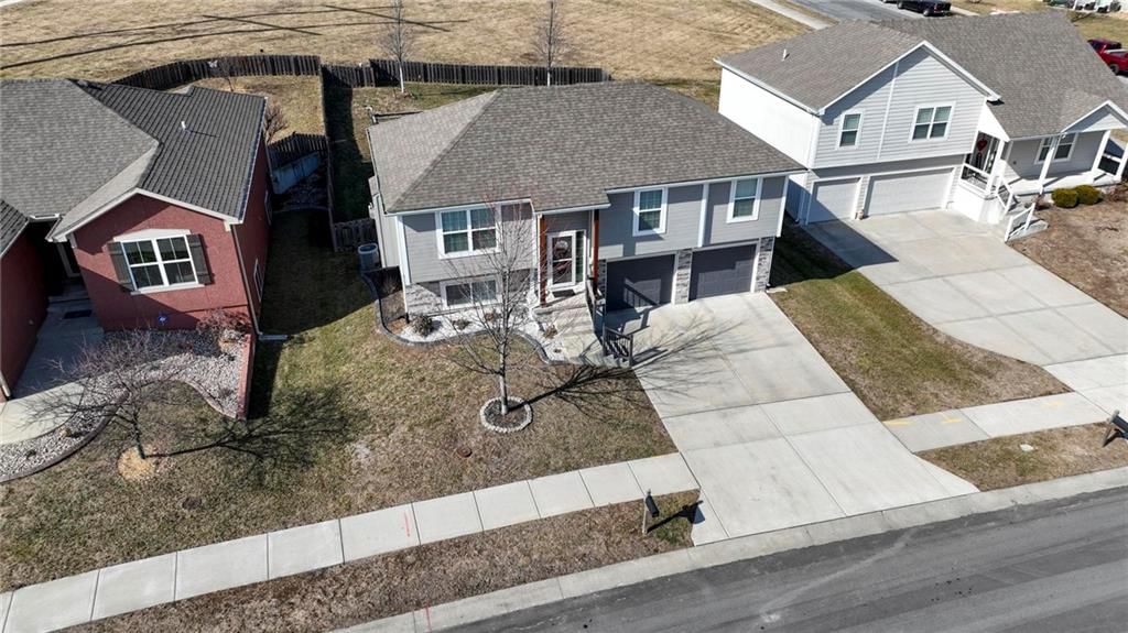 702 Emily Avenue — photo 41