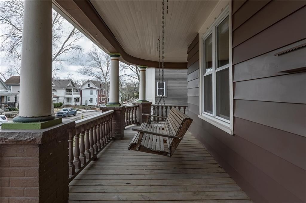 3928 Terrace Street — photo 4