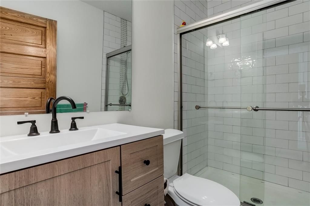 3928 Terrace Street — photo 13