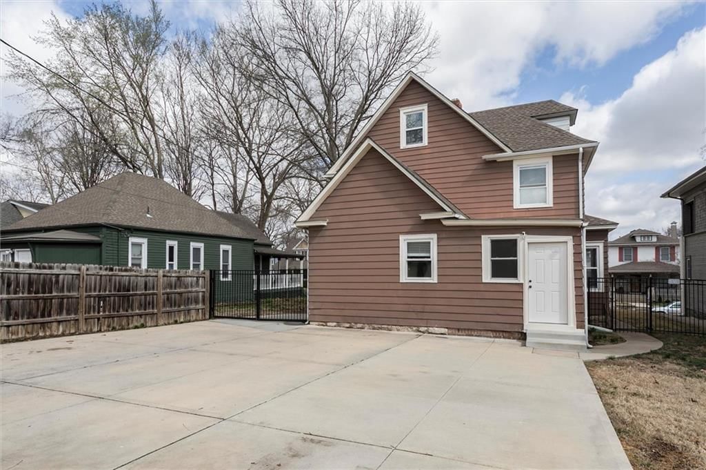 3928 Terrace Street — photo 31