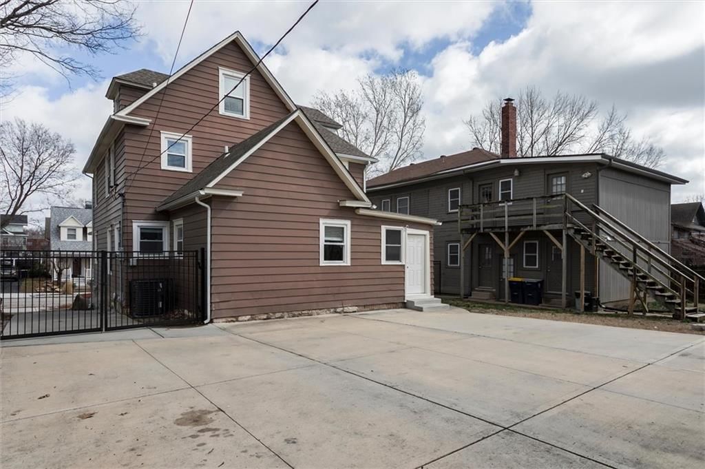 3928 Terrace Street — photo 32