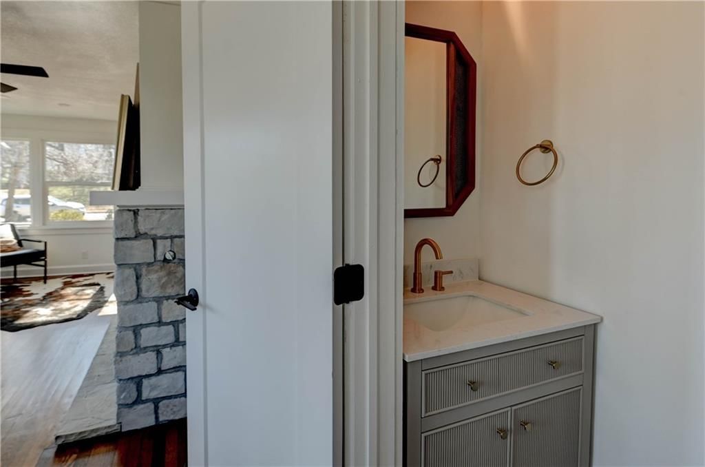 426 W 57th Street — photo 23