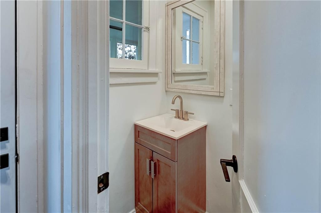 426 W 57th Street — photo 31