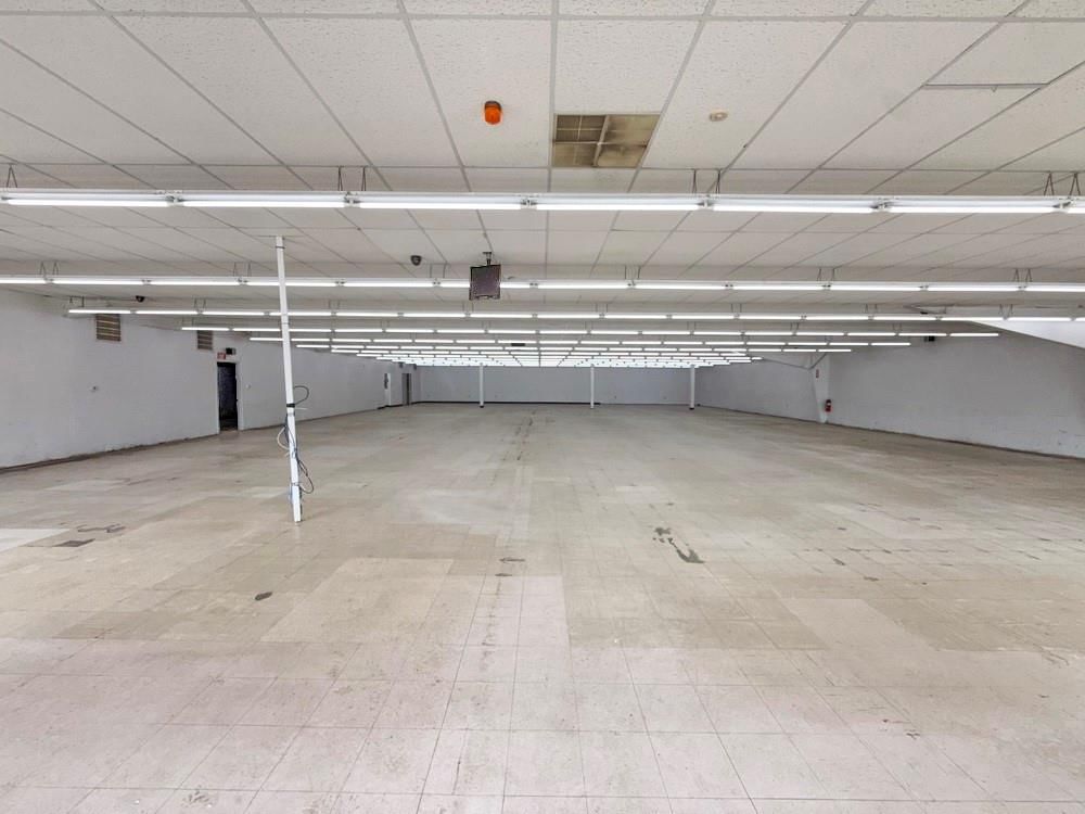 205 1/2 W 54 Highway — photo 11