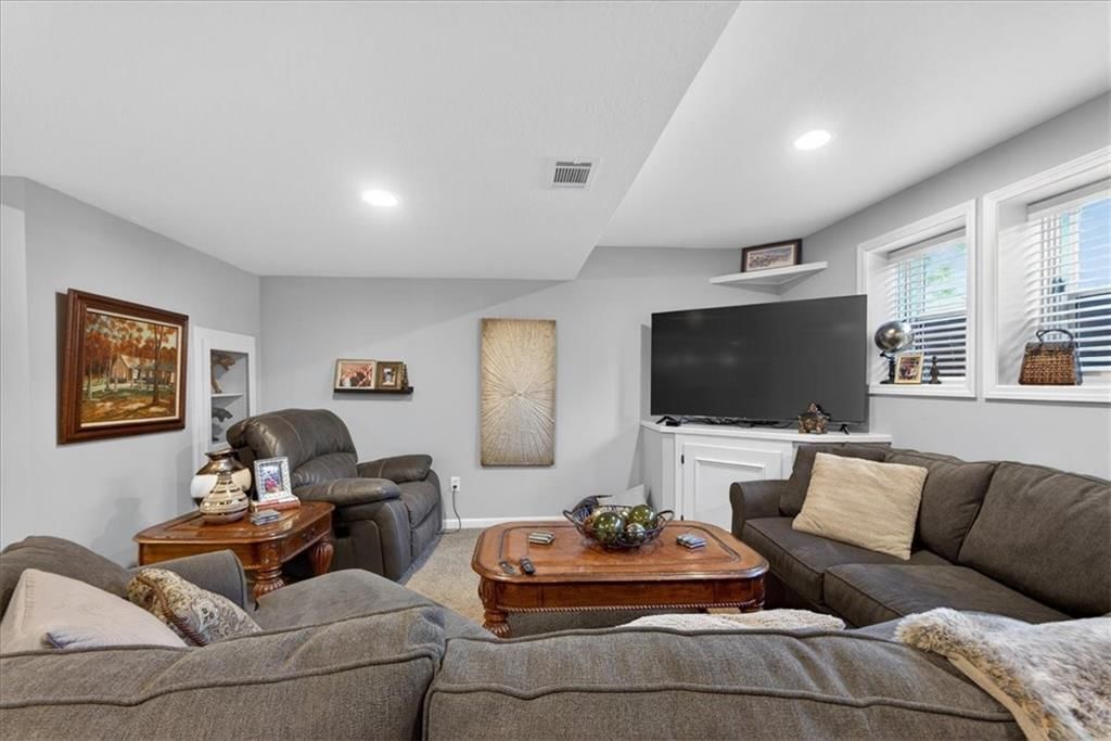 12811 Connell Street — photo 50