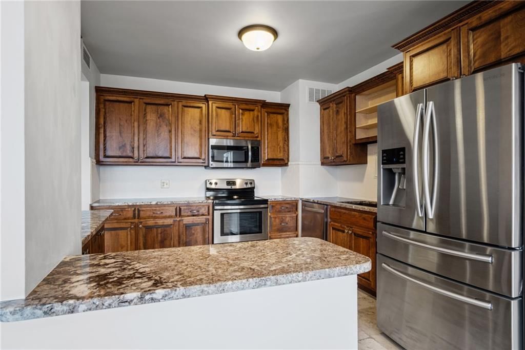 333 W meyer Boulevard — photo 6