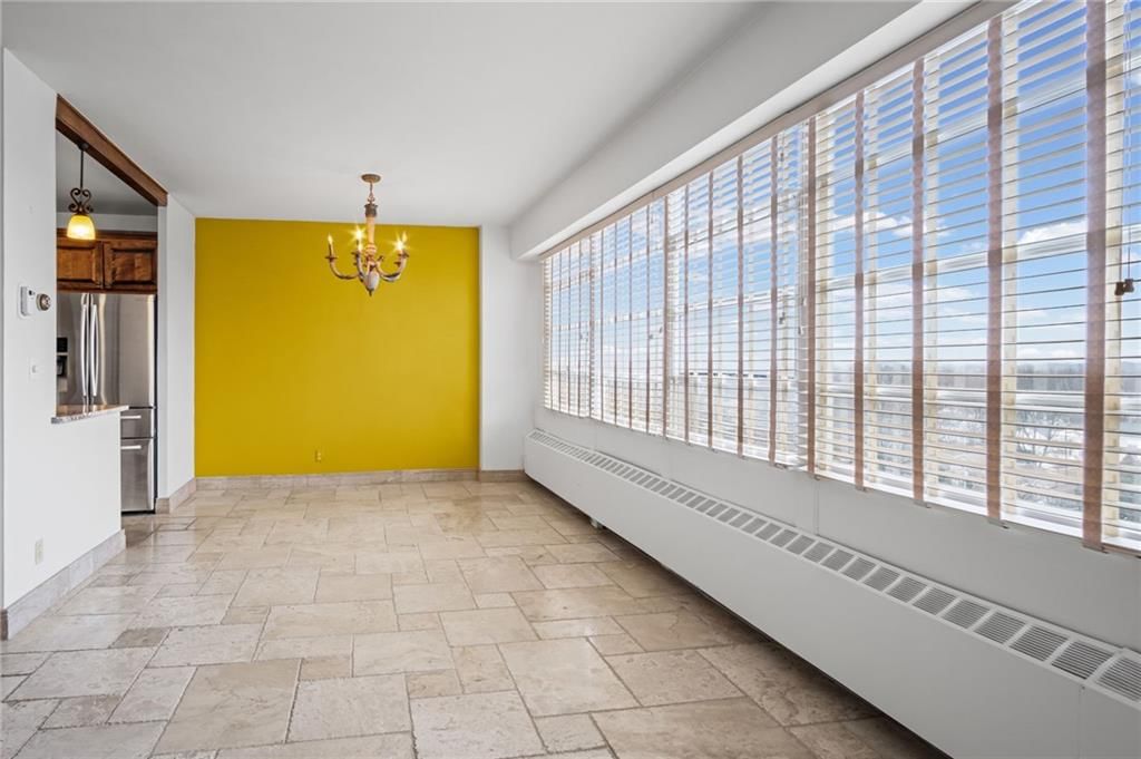 333 W meyer Boulevard — photo 8