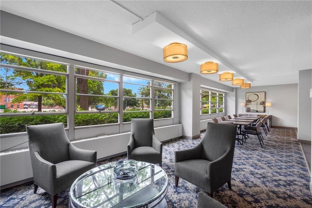 333 W meyer Boulevard — photo 25
