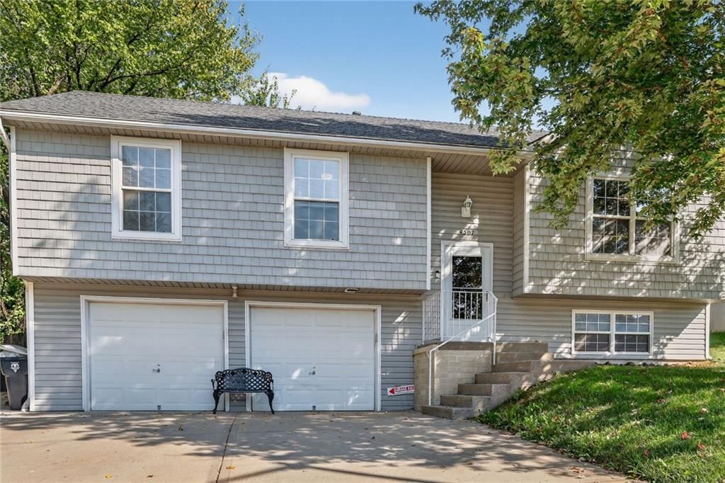 4507 N Fuller Avenue, Kansas City, MO