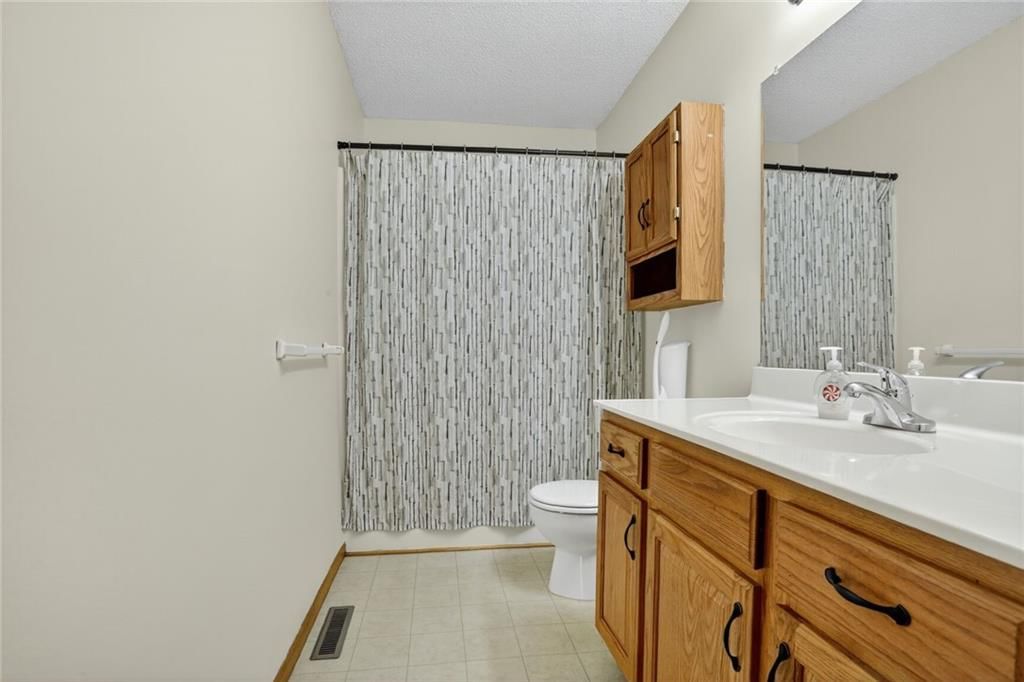 4507 N Fuller Avenue — photo 7