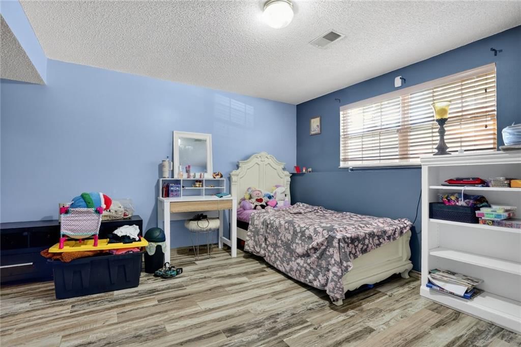 4507 N Fuller Avenue — photo 14