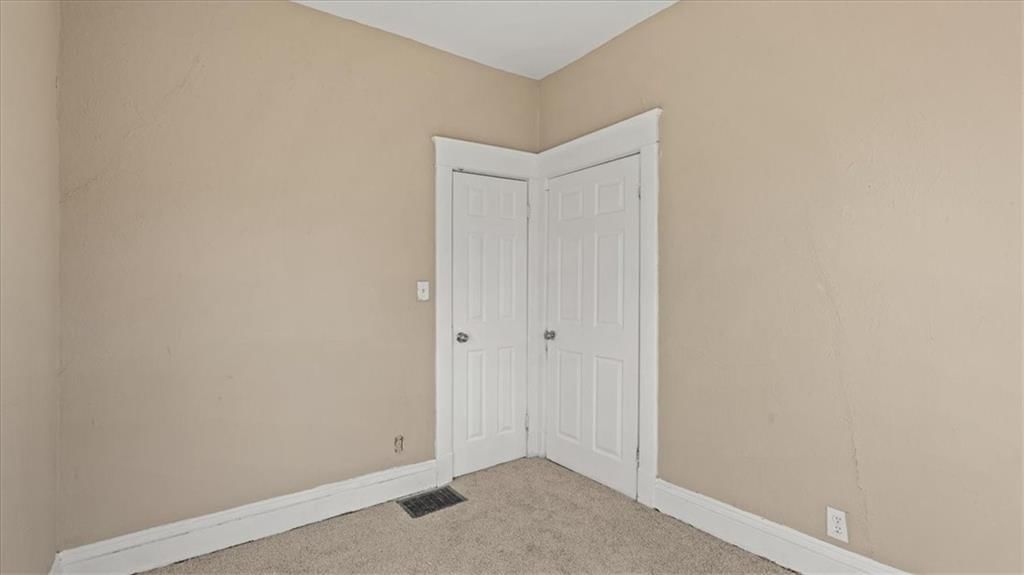 722 Everett Avenue — photo 8