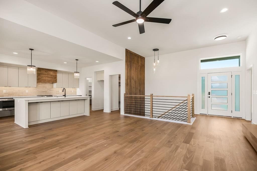 2233 SW Heartland Court — photo 6