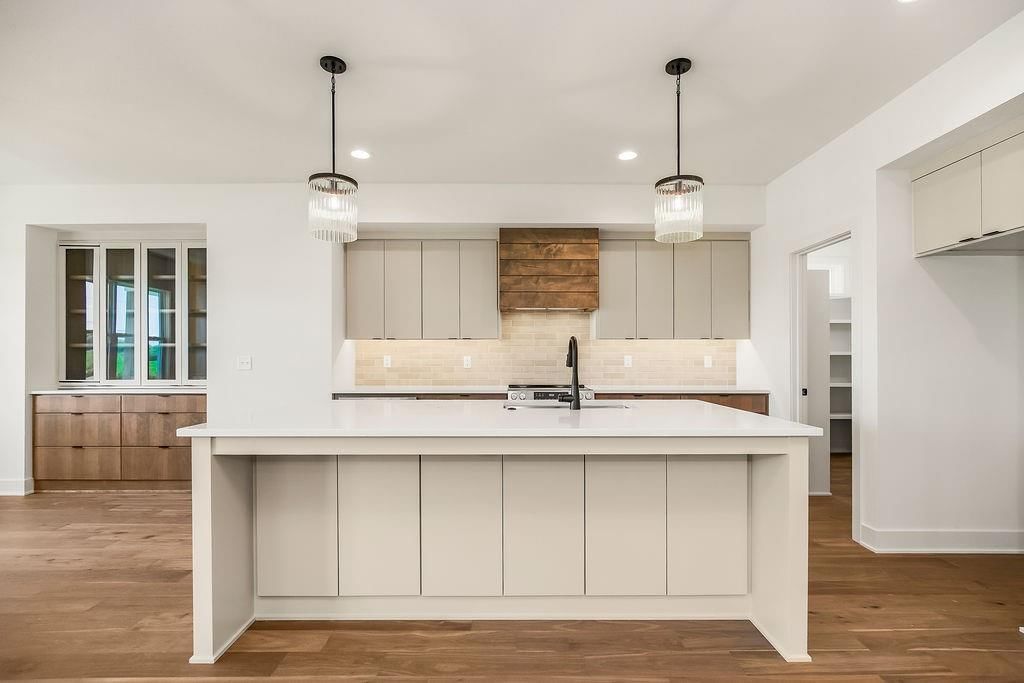 2233 SW Heartland Court — photo 8