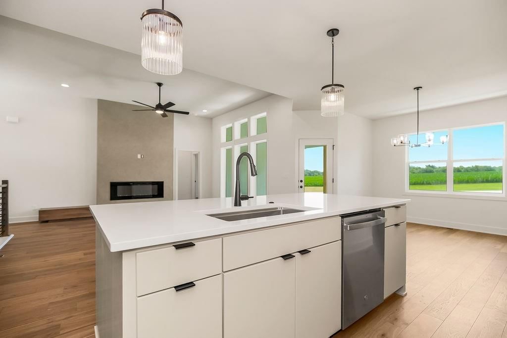 2233 SW Heartland Court — photo 11
