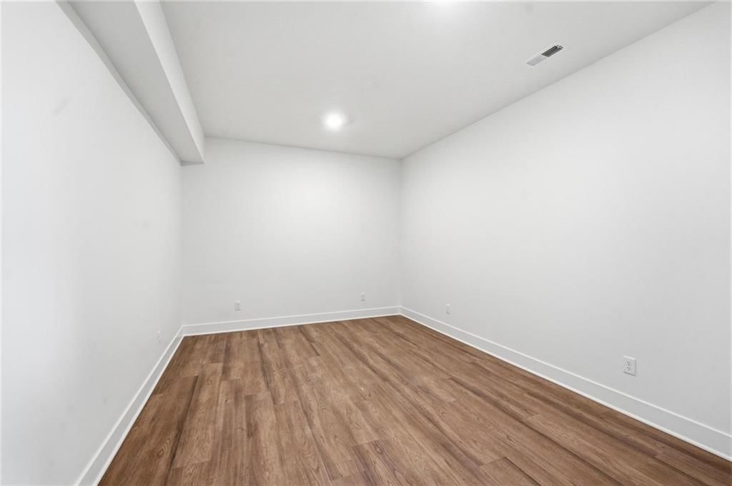 1520 NE Stewart Place — photo 45