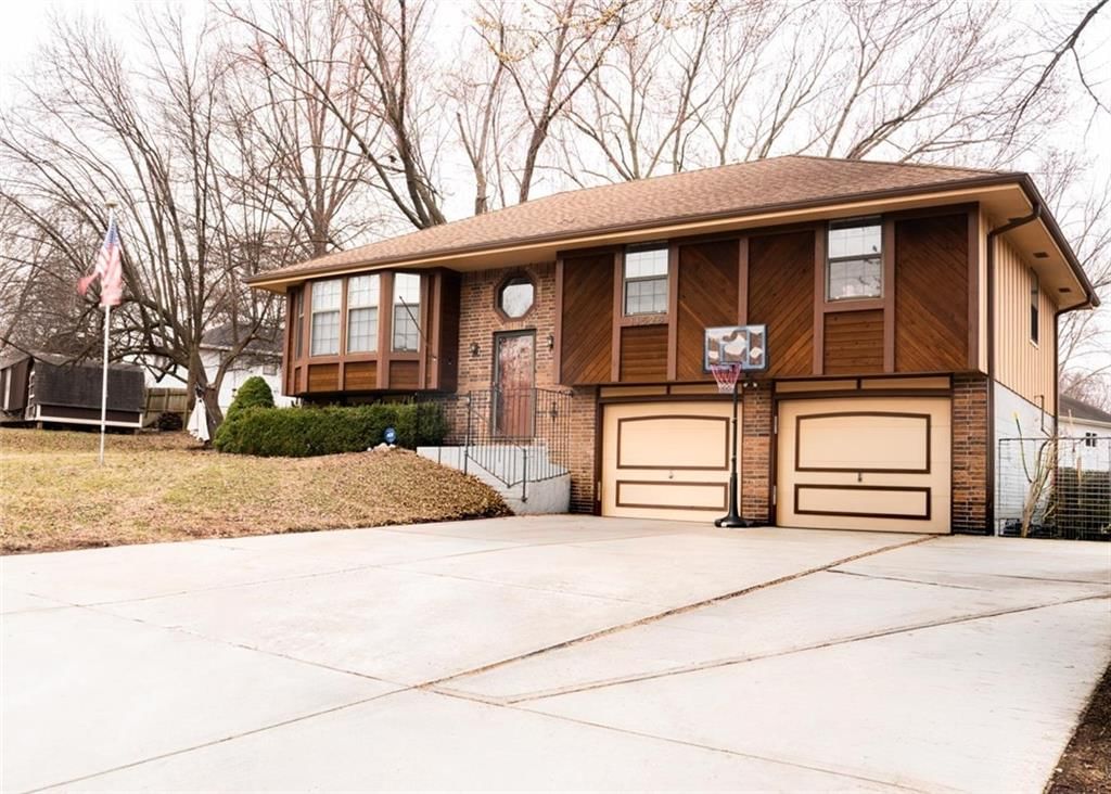 11526 N Wayne Avenue — photo 26