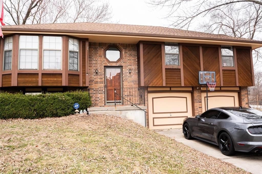 11526 N Wayne Avenue — photo 27