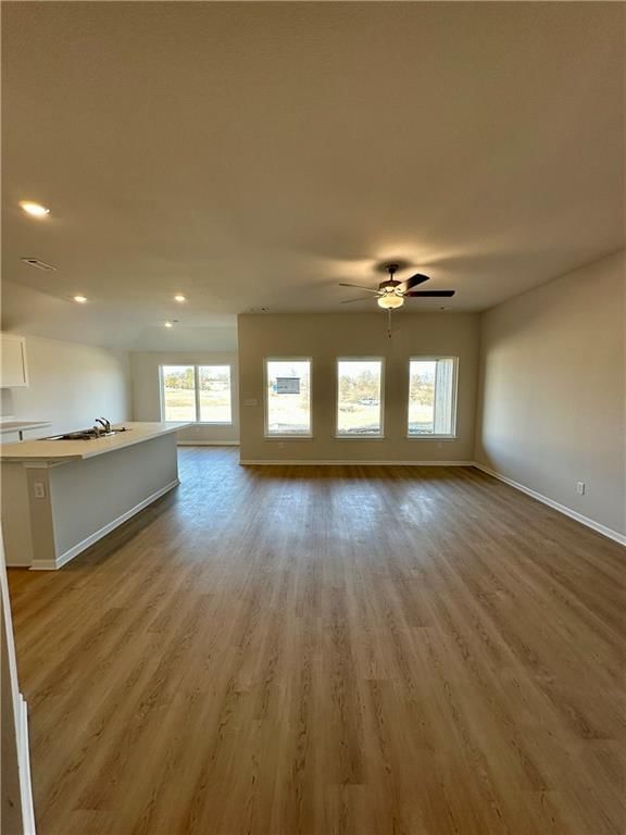 20805 Starside Street — photo 8