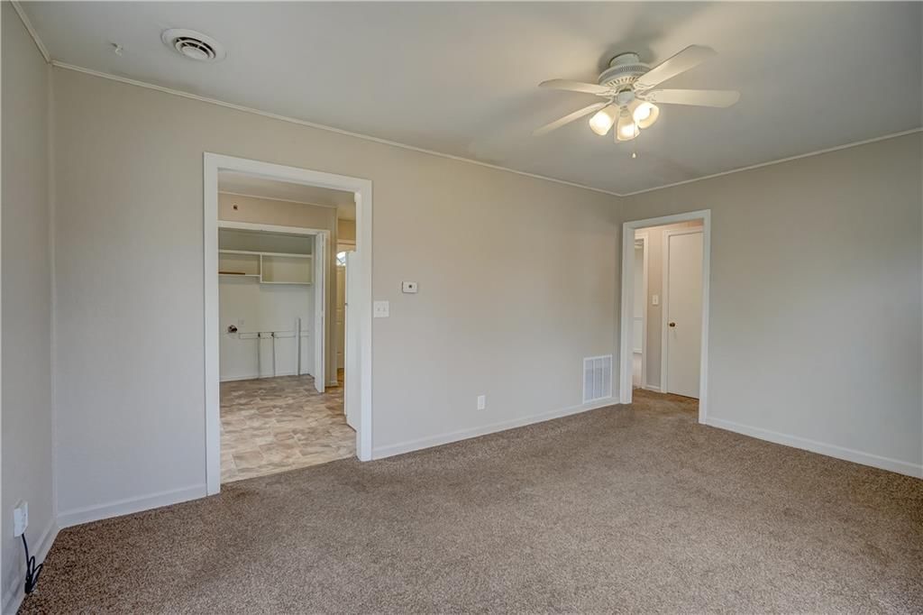 523 E Nettleton Avenue — photo 7