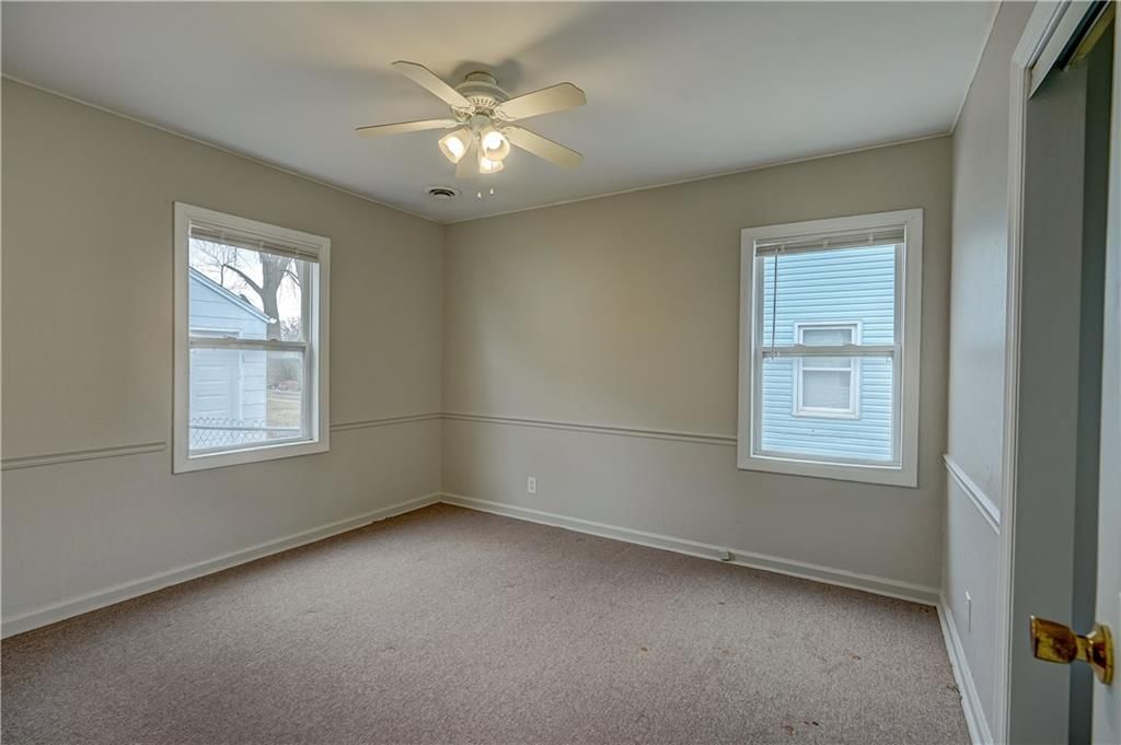 523 E Nettleton Avenue — photo 17