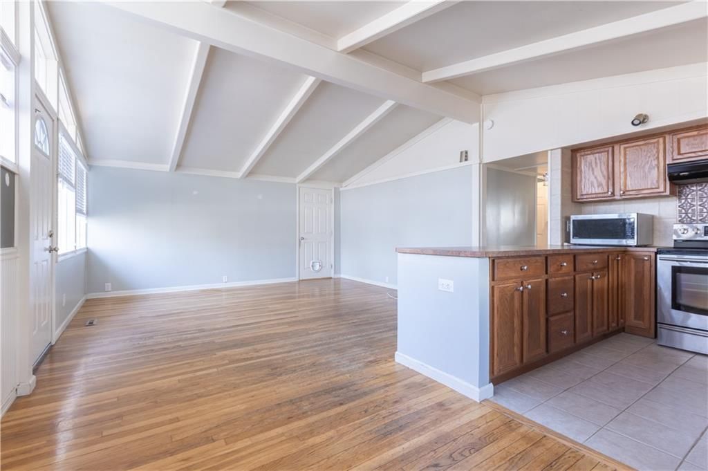 7903 NW Avalon Street — photo 9