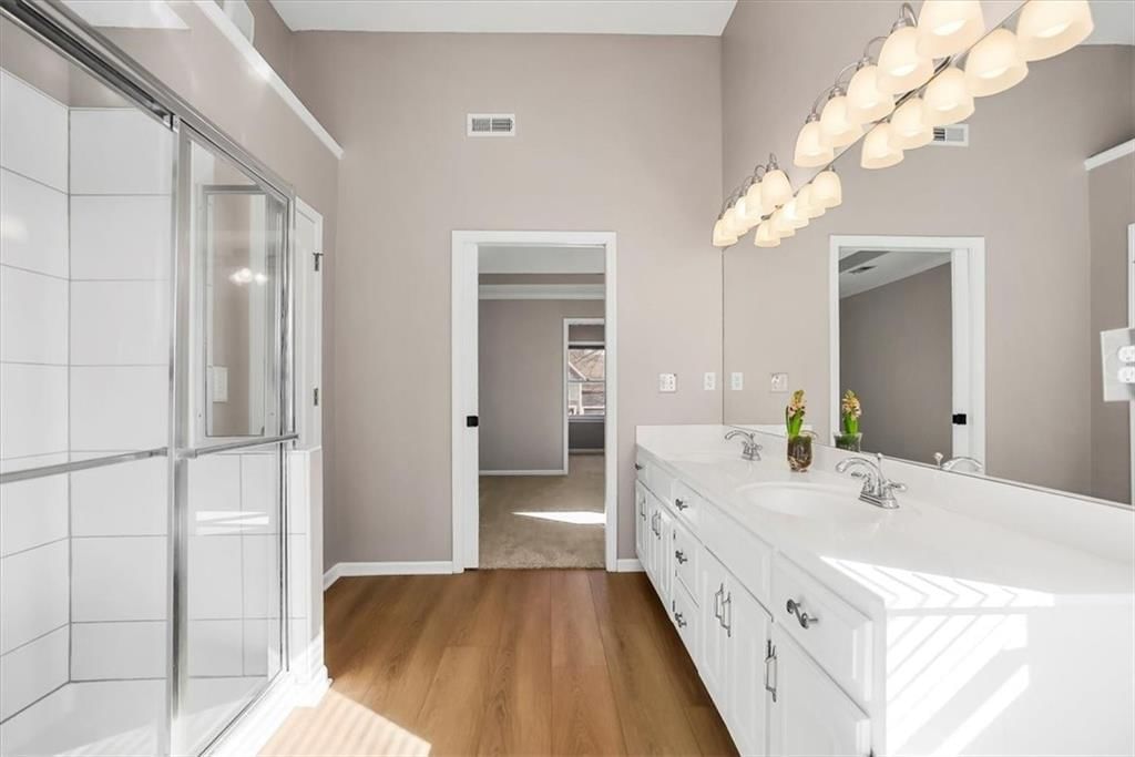 5933 W 153rd Street — photo 19