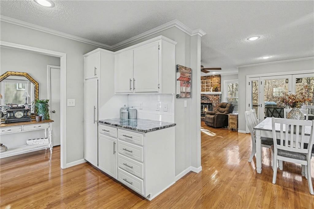 833 Park Avenue — photo 12