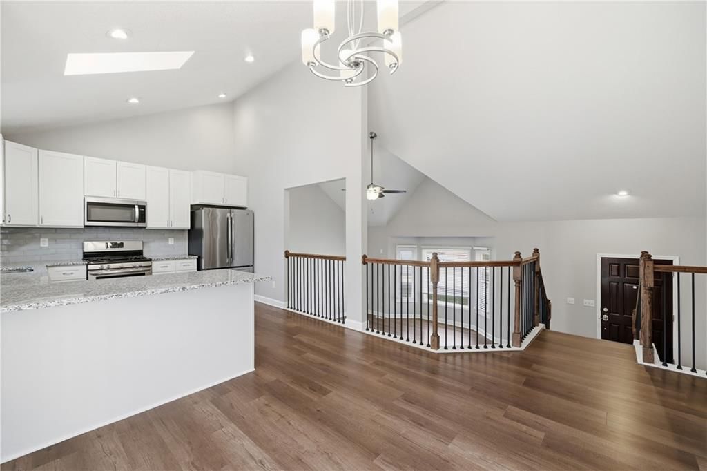 10804 W 76th Street — photo 5
