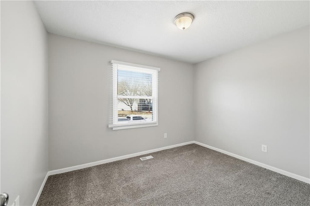 10804 W 76th Street — photo 9