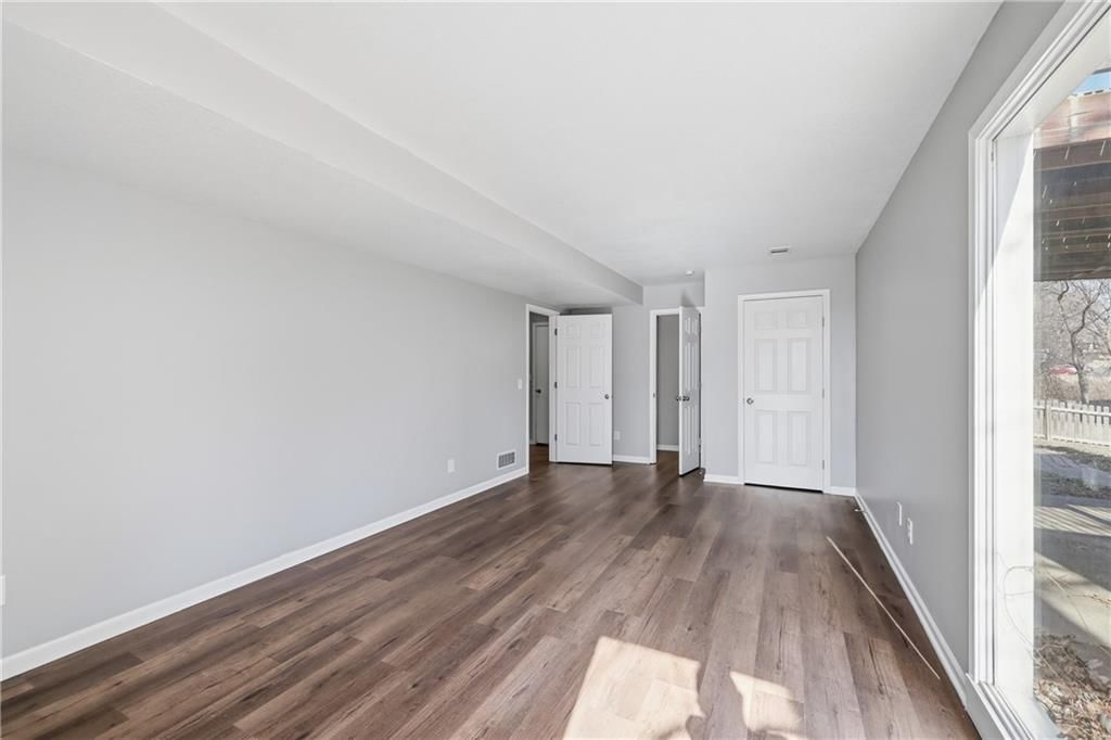 10804 W 76th Street — photo 20
