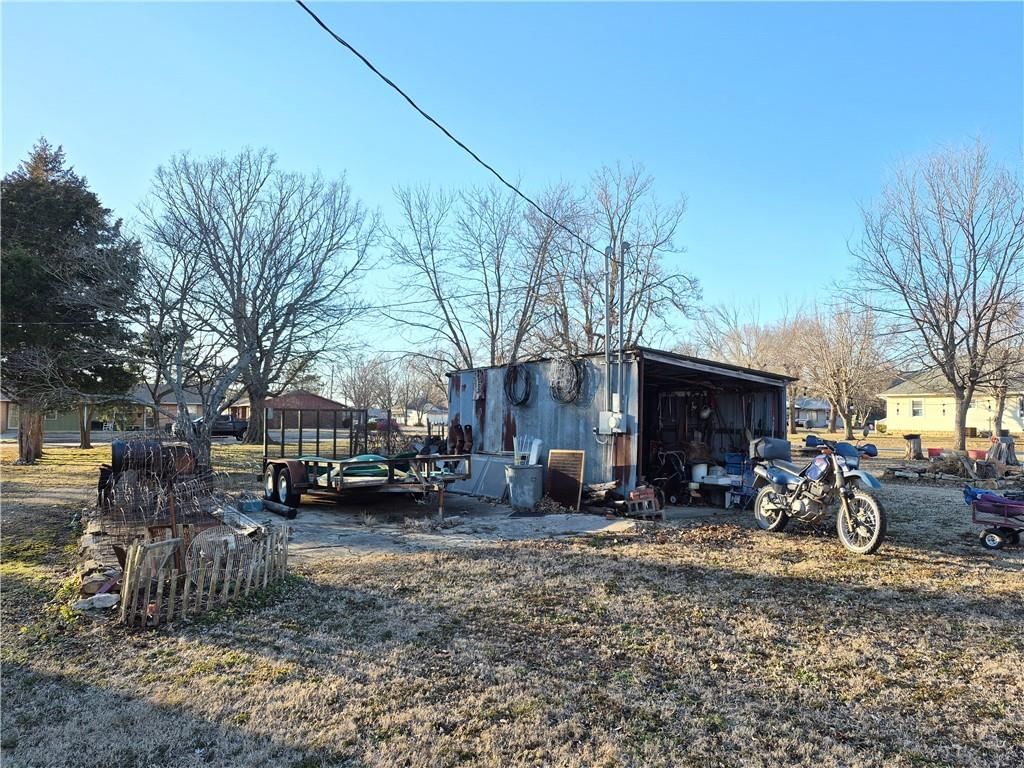 423 S Chestnut N/A — photo 9