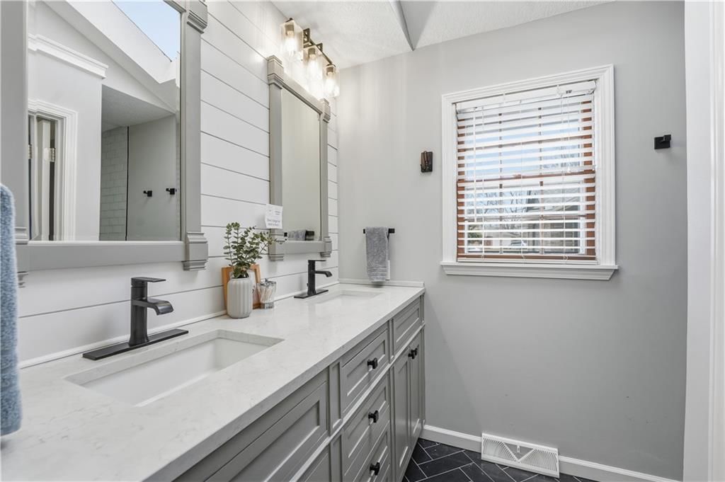 3601 Shady Bend Drive — photo 13