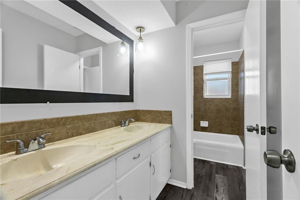 2500 NW SALEM Court — photo 13
